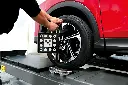 launch-europe-x613-achsmessgeraet-banner-steps-1.webp
