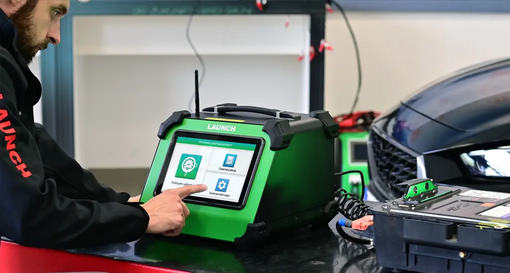 LAUNCH-Europe-Elektro-Diagnose-EVT511-Slider-1.webp